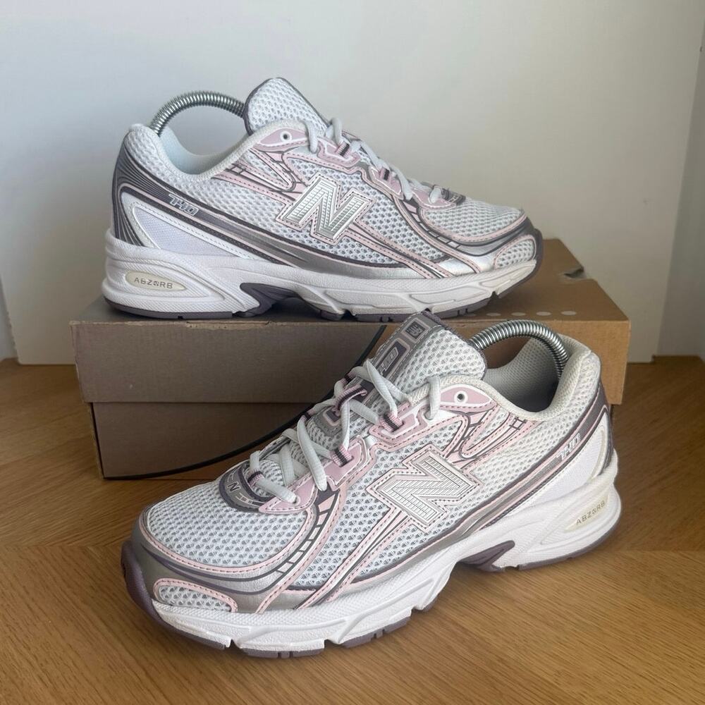 New Balance 740 Pink/Grey/White Men Sneakers - SZ 7.5- W 9 - Picture 3 of 11